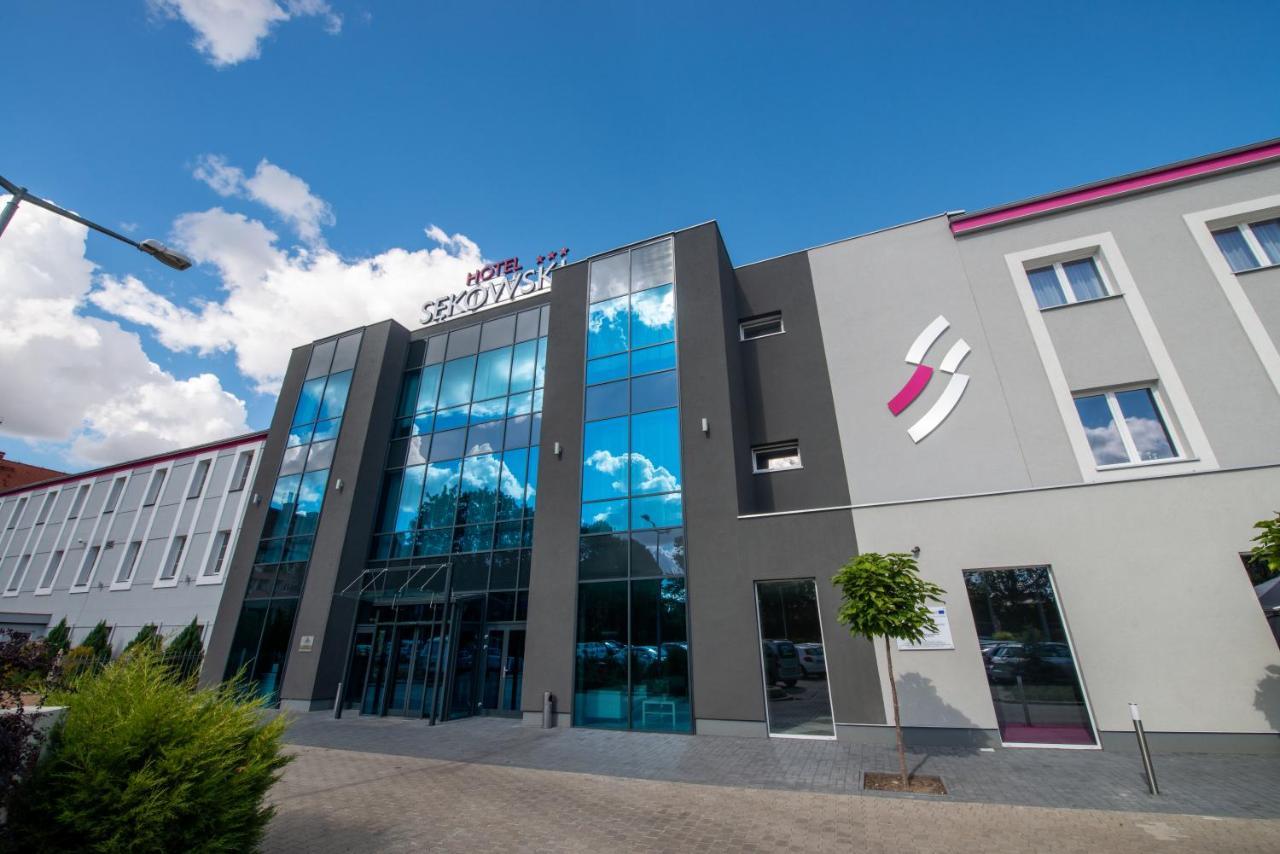 Hotel Sekowski Legnica Exterior photo